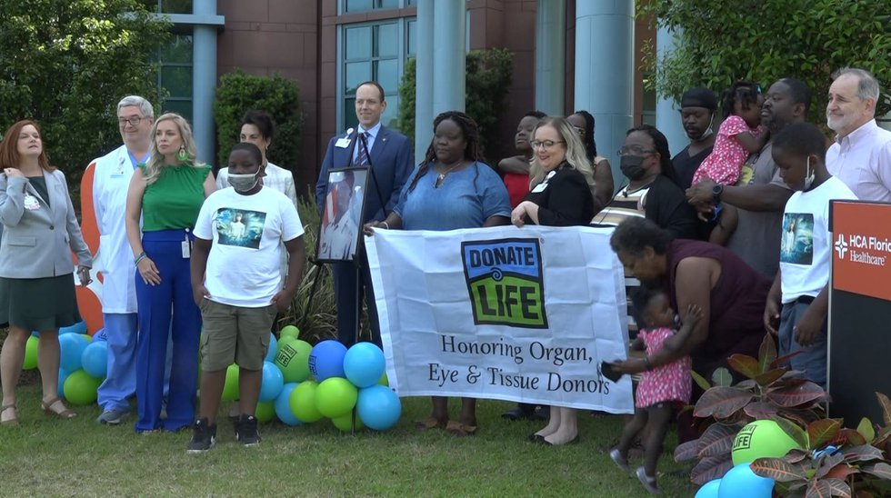 Tallahassee's Capital Hospital honors family whose son gave gift of life