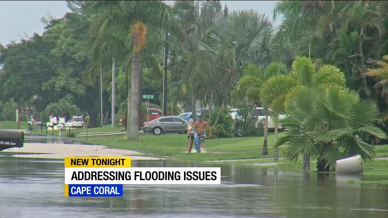 Cape Coral residents prepare for possible floods