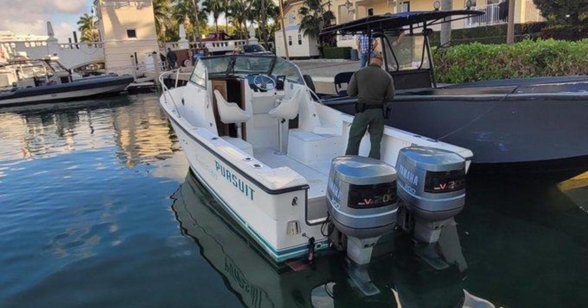 Six migrants taken into custody at Haulover marina